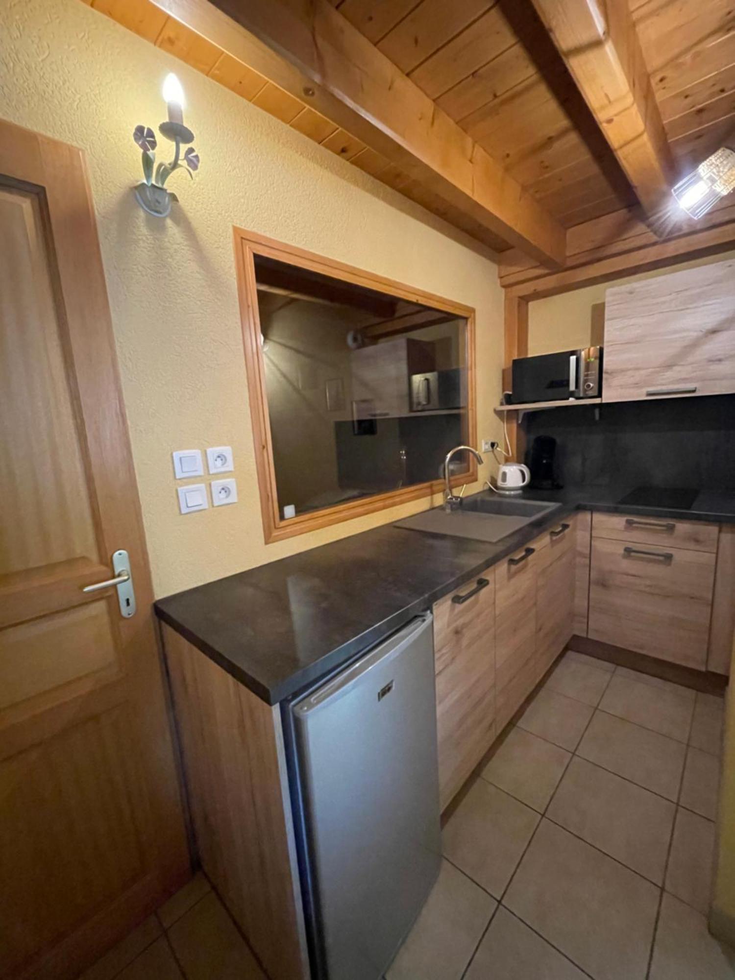 Auberge La Ferme De Ferrieres Annecy Bagian luar foto